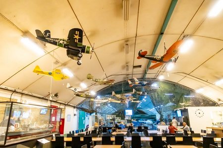 aeroseum-cafeteria